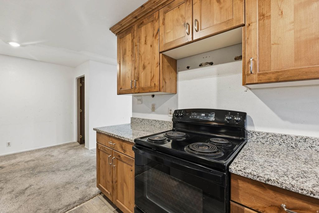 Photo of 3514 S 300 E #K, Salt Lake City, UT 84115 (MLS # 2141844)