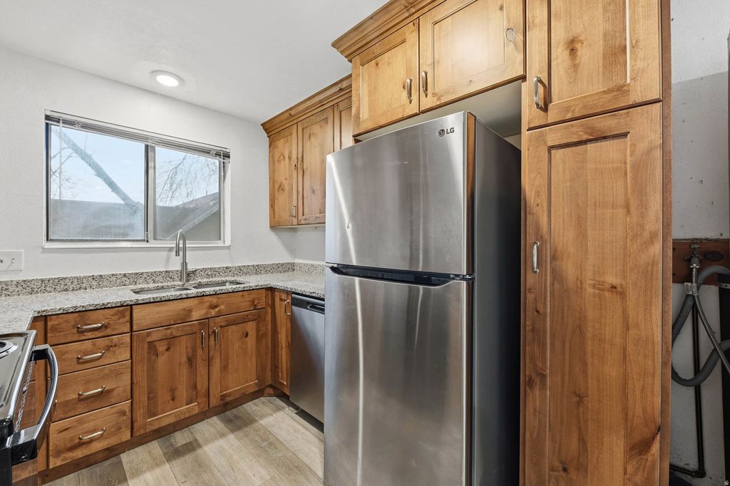 Photo of 3514 S 300 E #K, Salt Lake City, UT 84115 (MLS # 2141844)