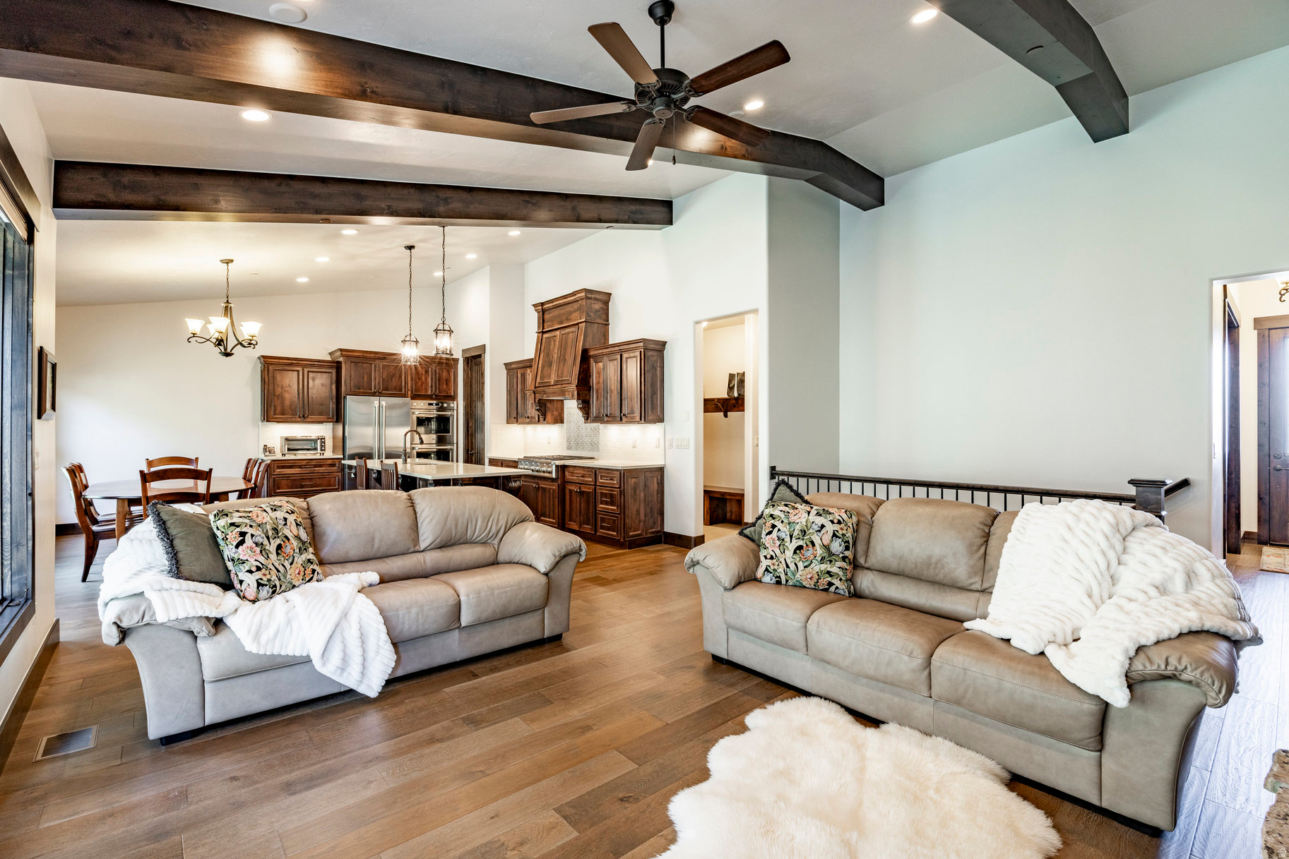 COTTAGE AT RED LEDGES - Residential