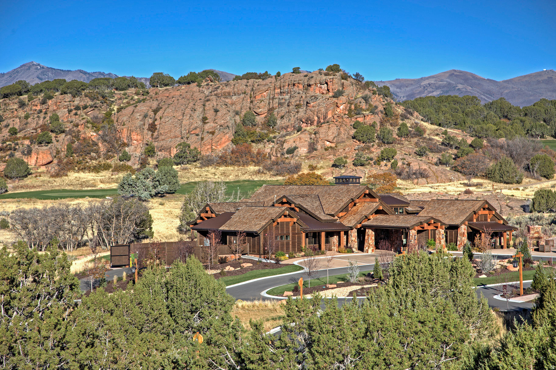 COTTAGE AT RED LEDGES - Residential