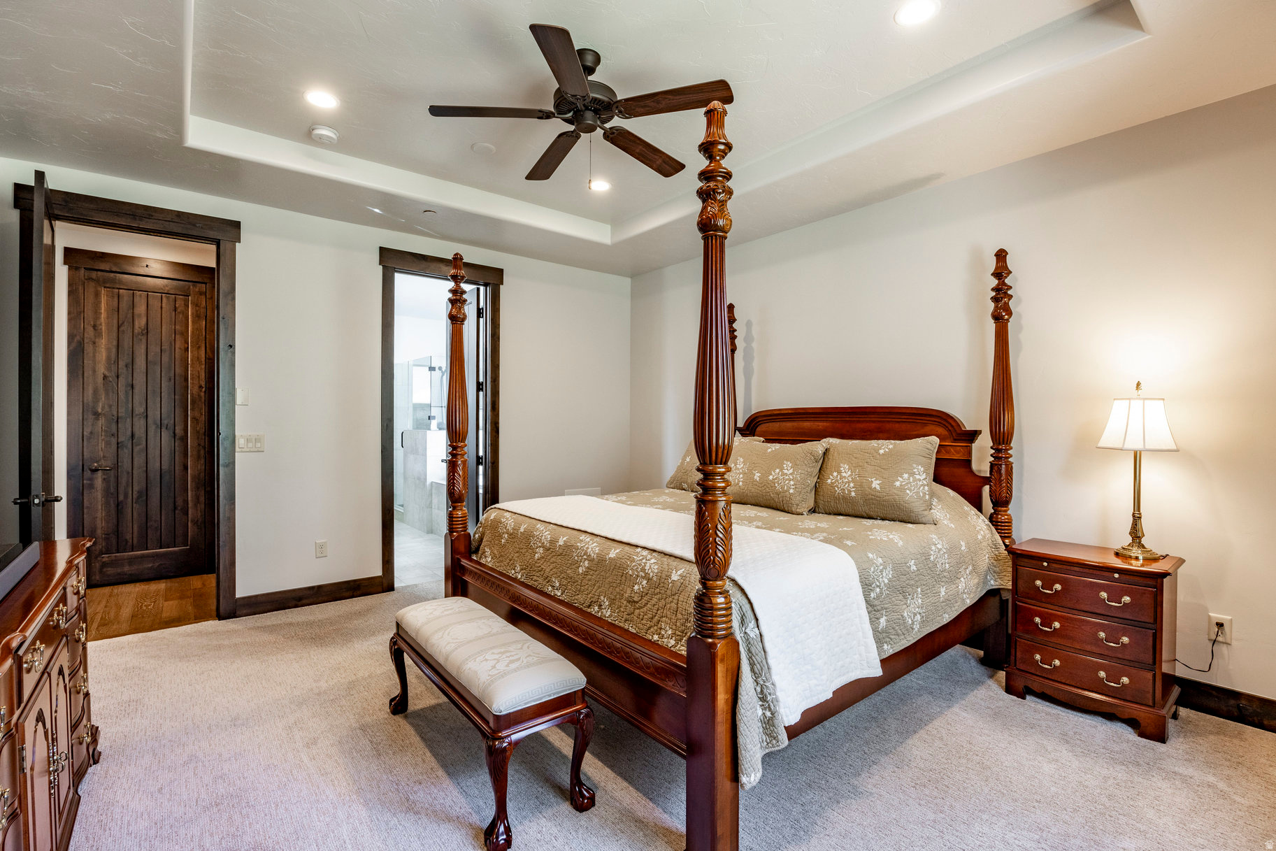 COTTAGE AT RED LEDGES - Residential