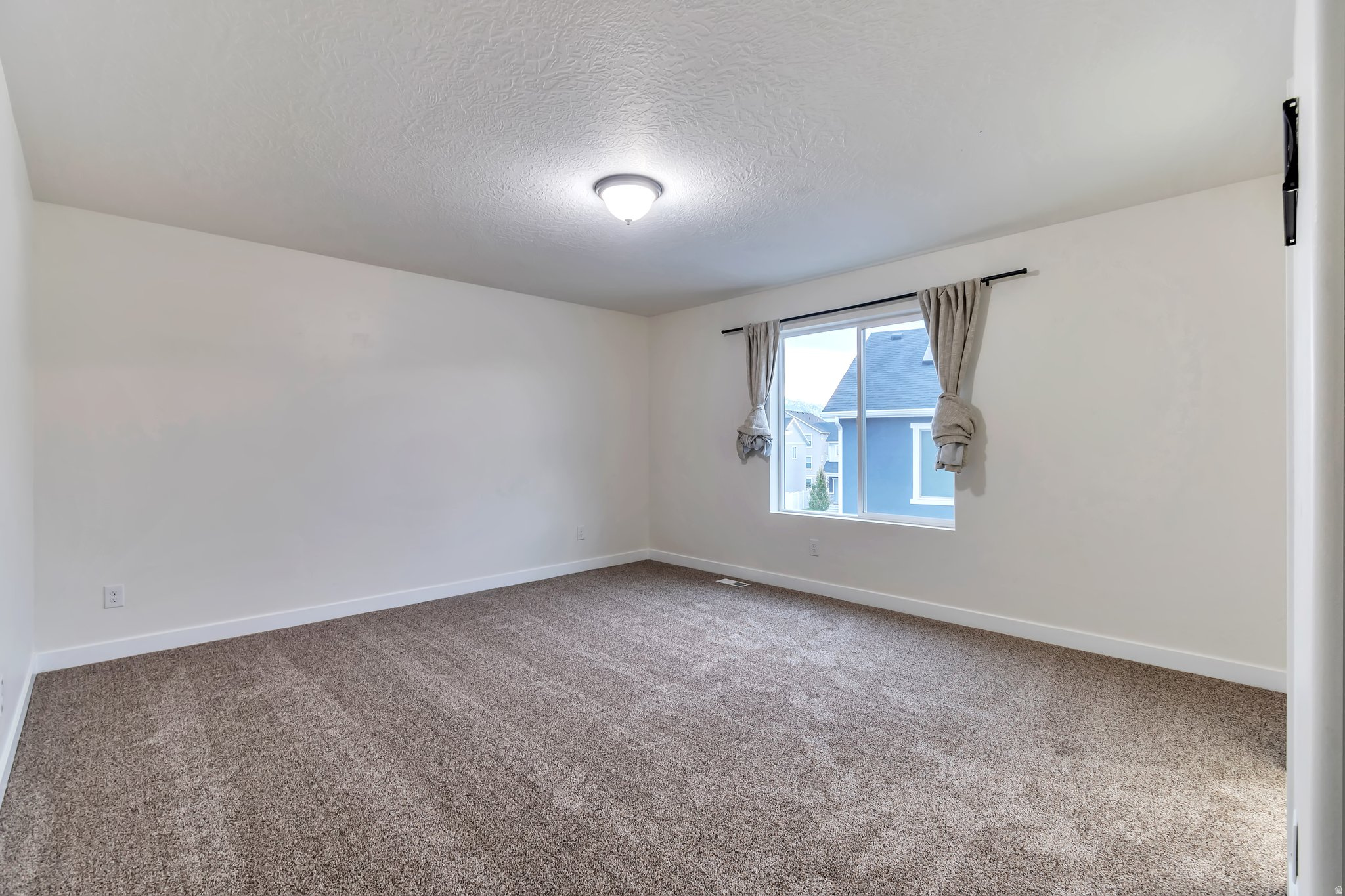 HERRIMAN TOWNE CENTER - Residential