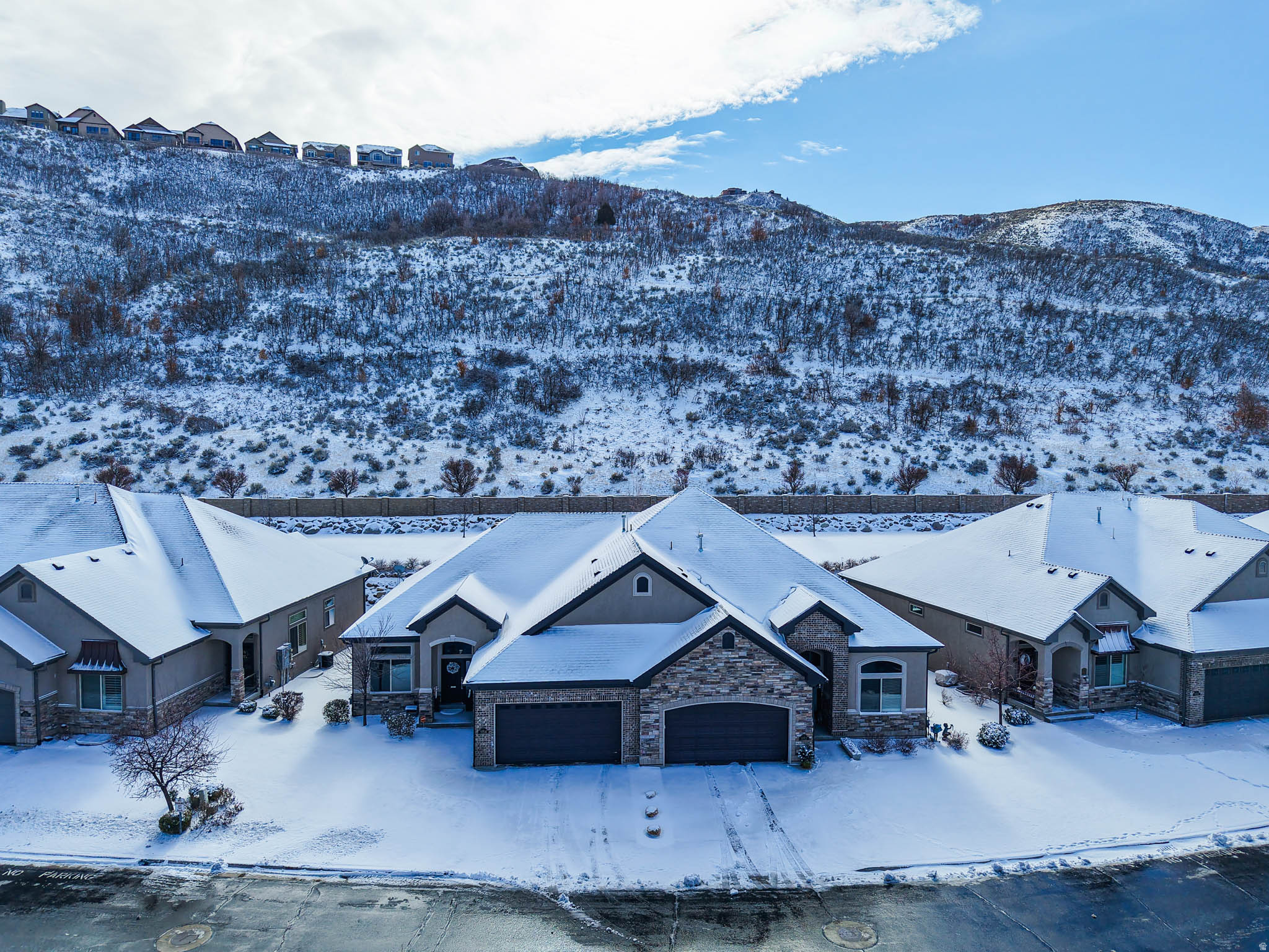 SUNSET RIDGE AT SOUTH MOUNTAIN - Residential Lease