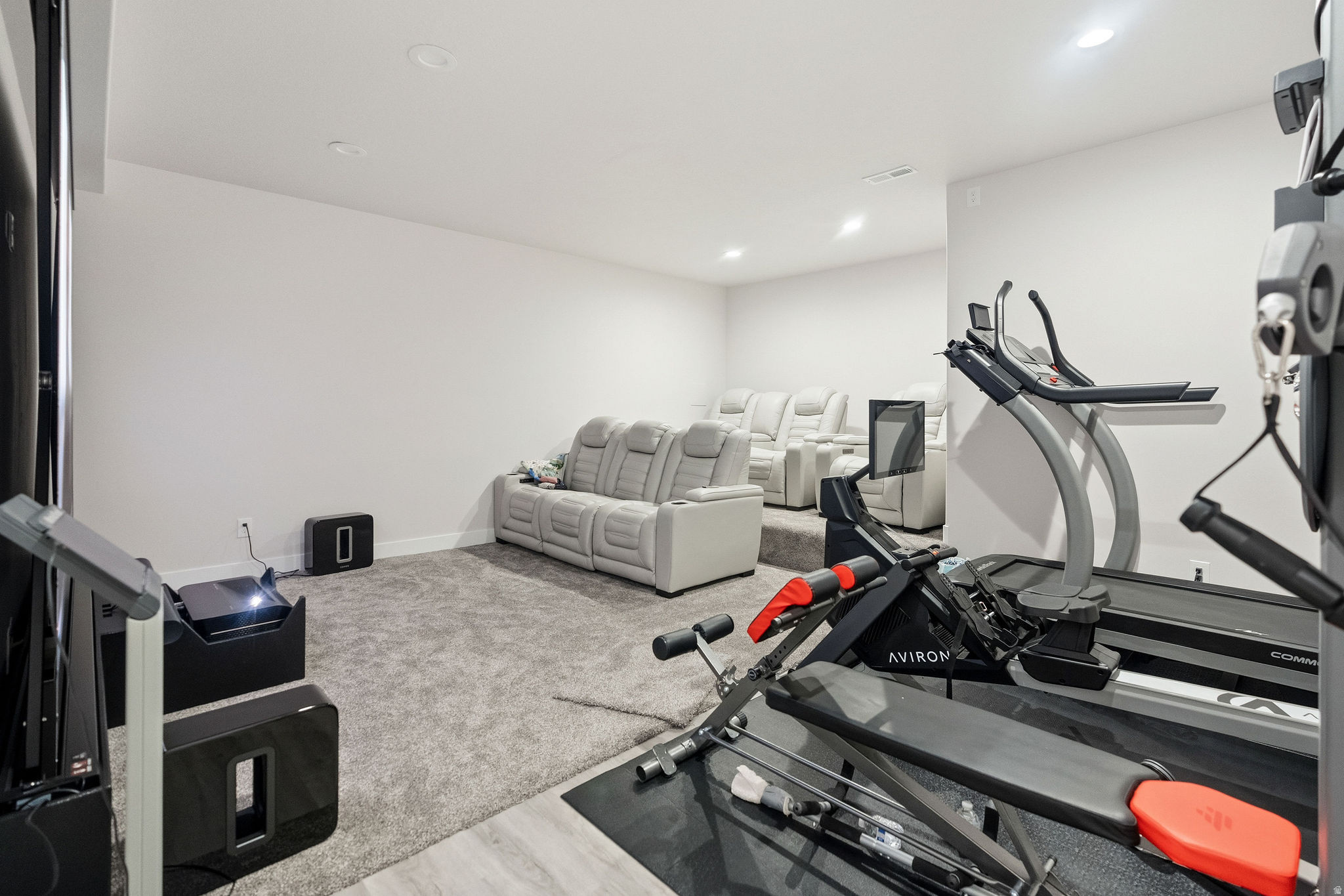 FOX HOLLOW - Residential