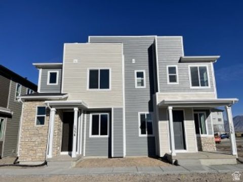 Tiny photo for 1338 E 1670 N #820, Payson, UT 84651 (MLS # 2124494)