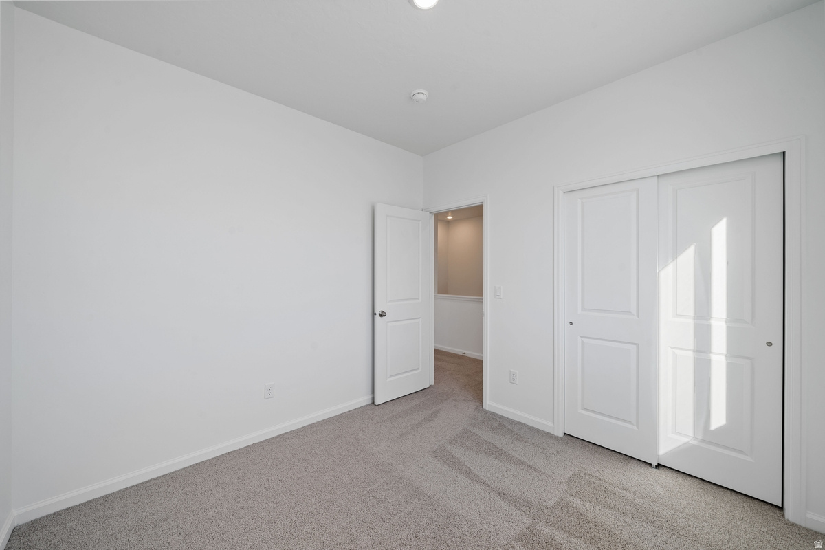 VILLAGES AT ARROWHEAD PARK - Residential