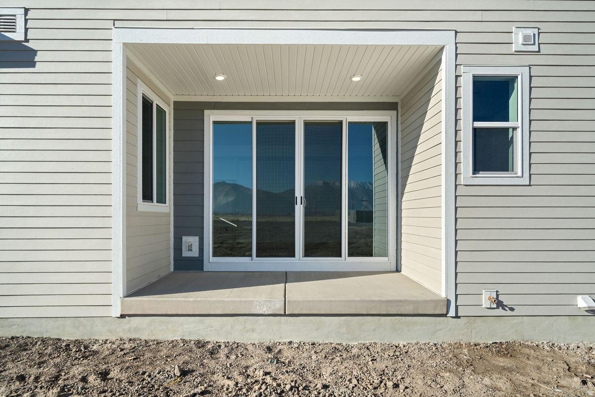 VILLAGES AT ARROWHEAD PARK - Residential