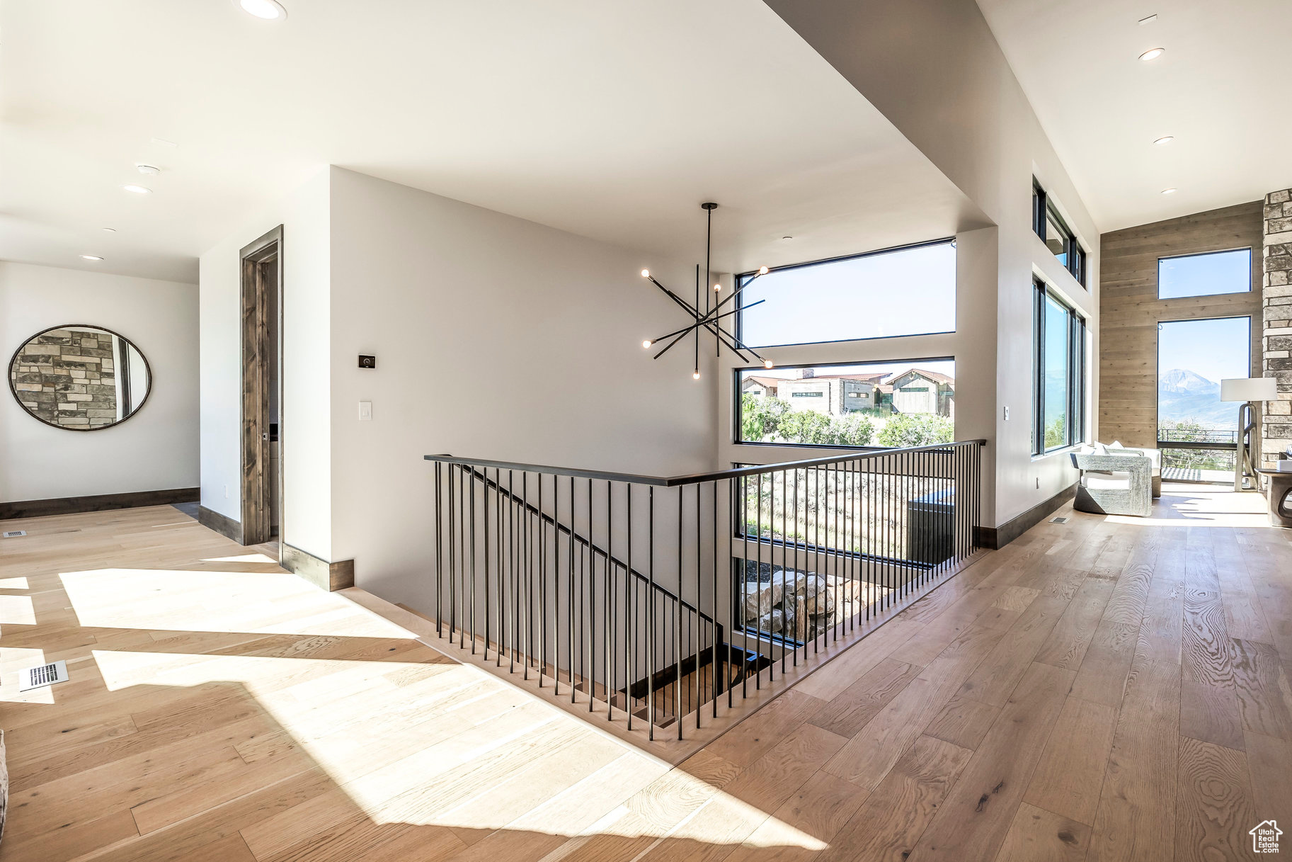 RED LEDGES - Residential