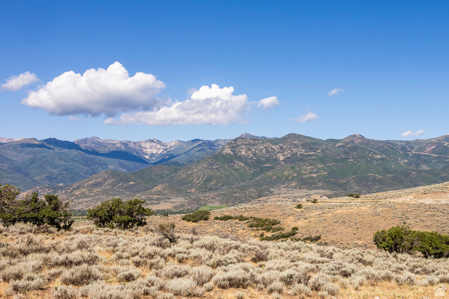 RED LEDGES - Residential