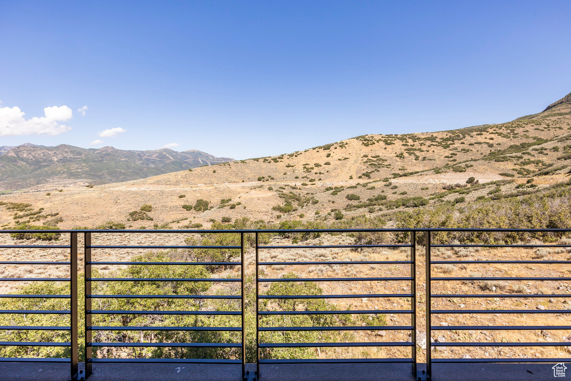 RED LEDGES - Residential