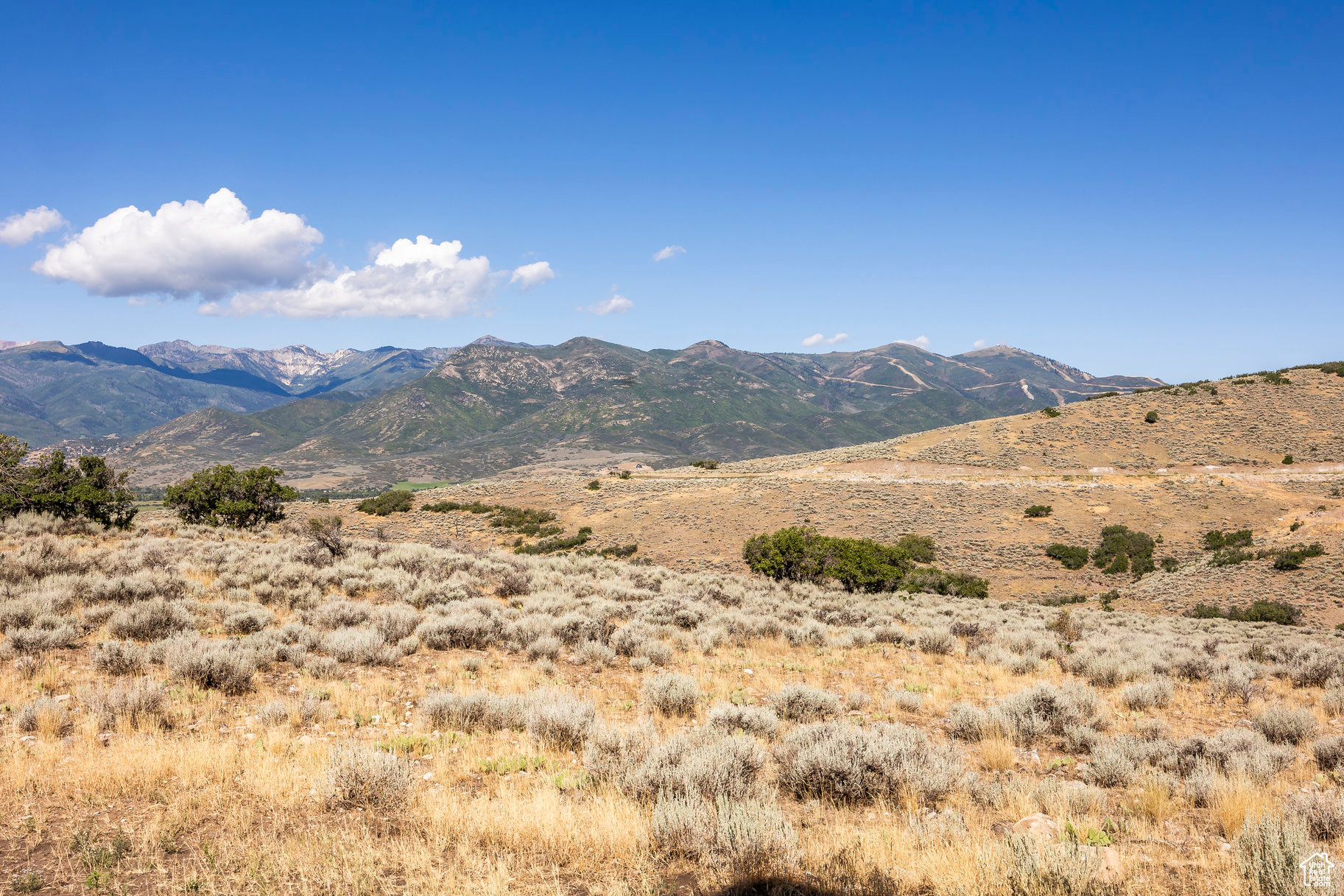 RED LEDGES - Residential