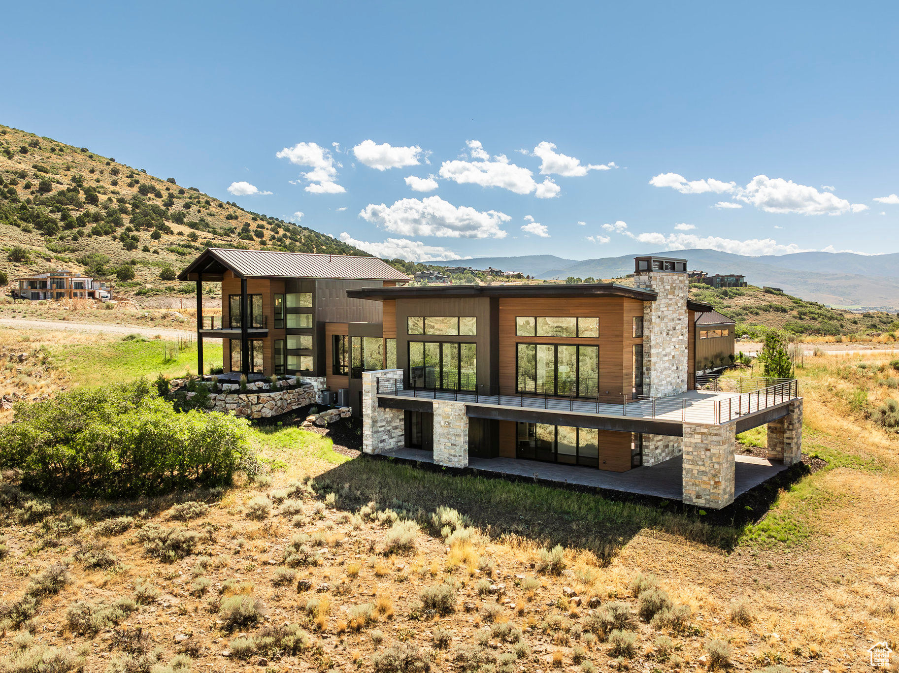 RED LEDGES - Residential