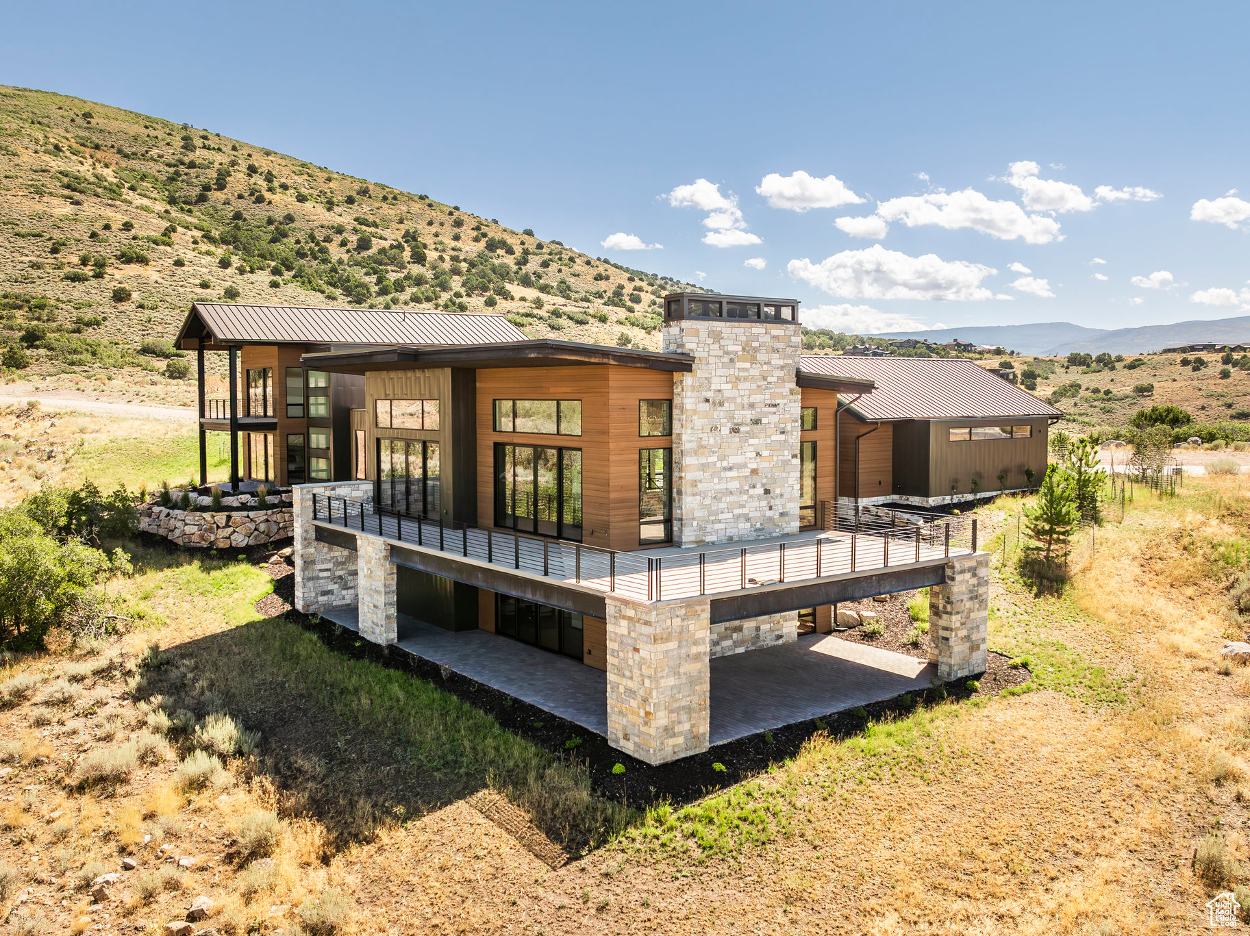 RED LEDGES - Residential