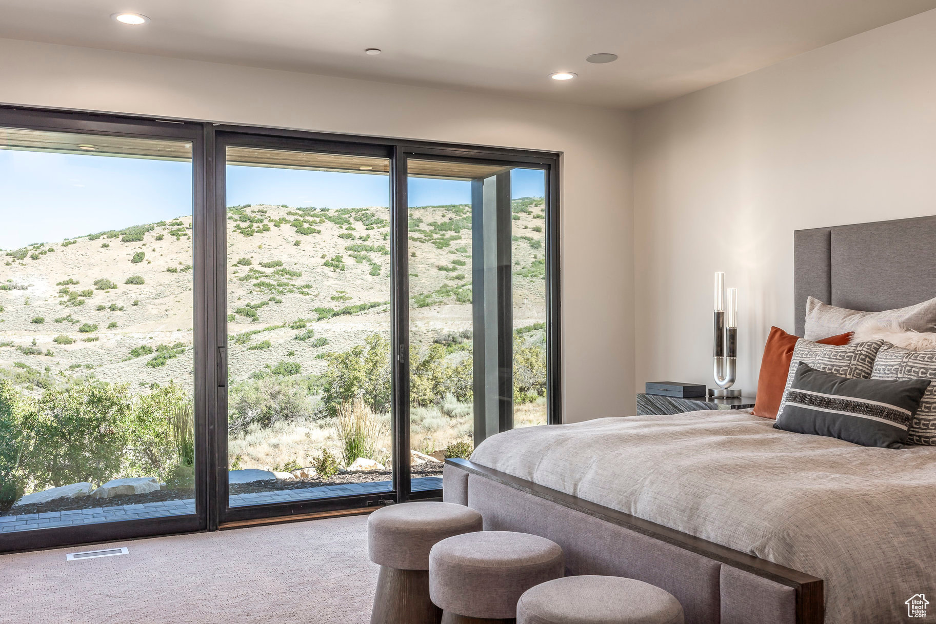 RED LEDGES - Residential