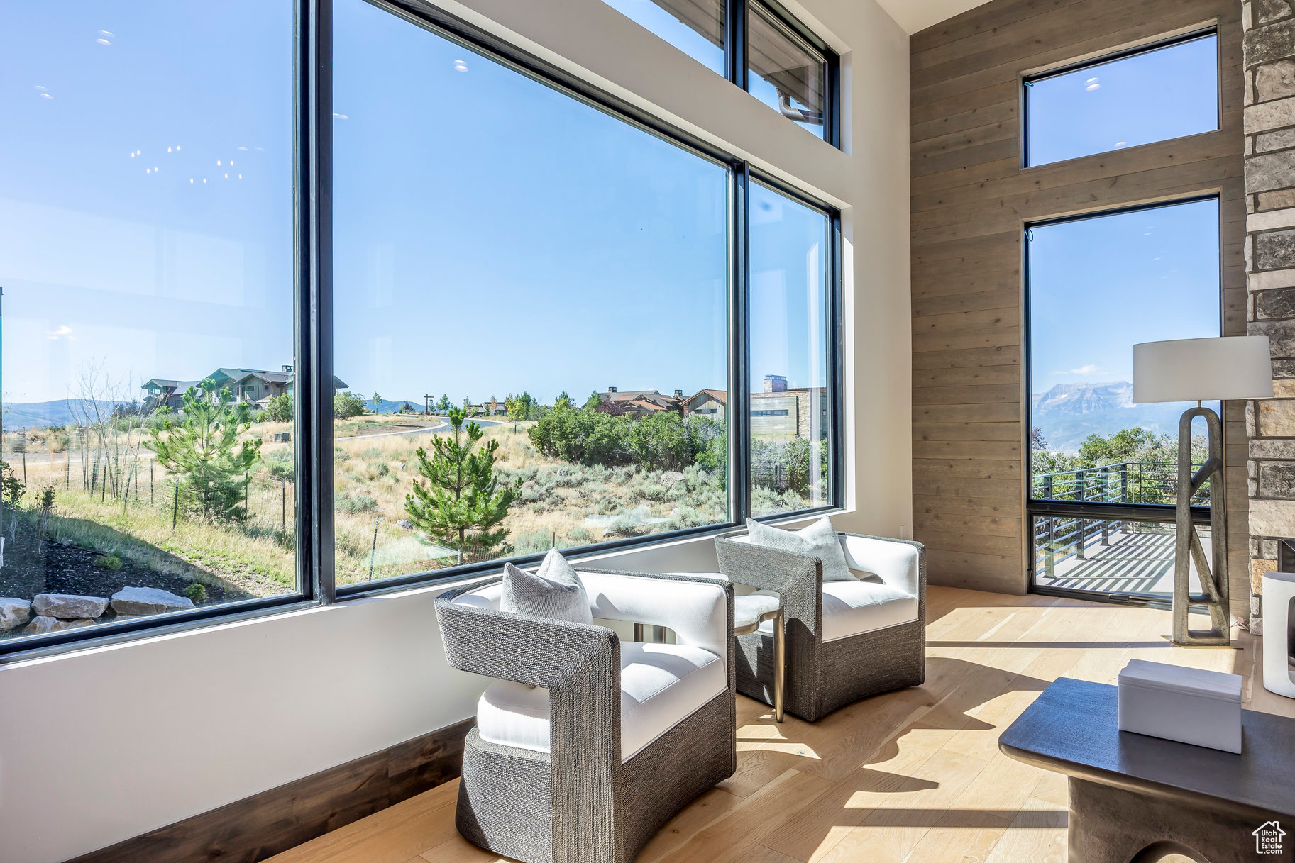 RED LEDGES - Residential