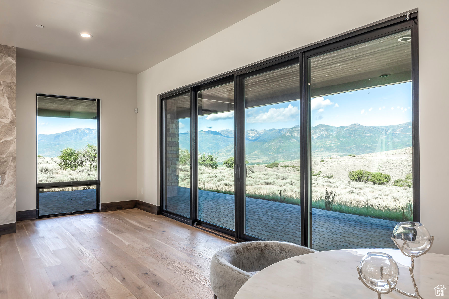 RED LEDGES - Residential