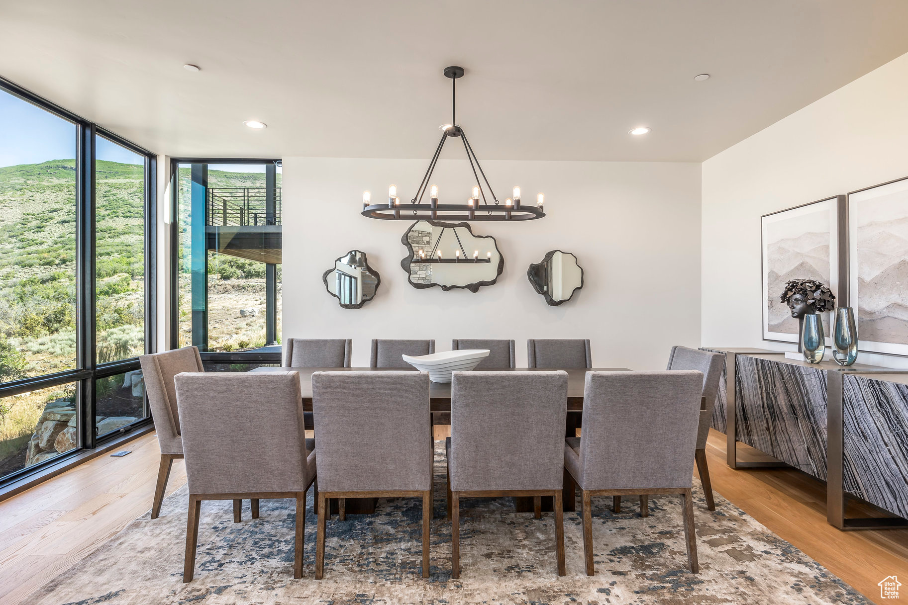 RED LEDGES - Residential