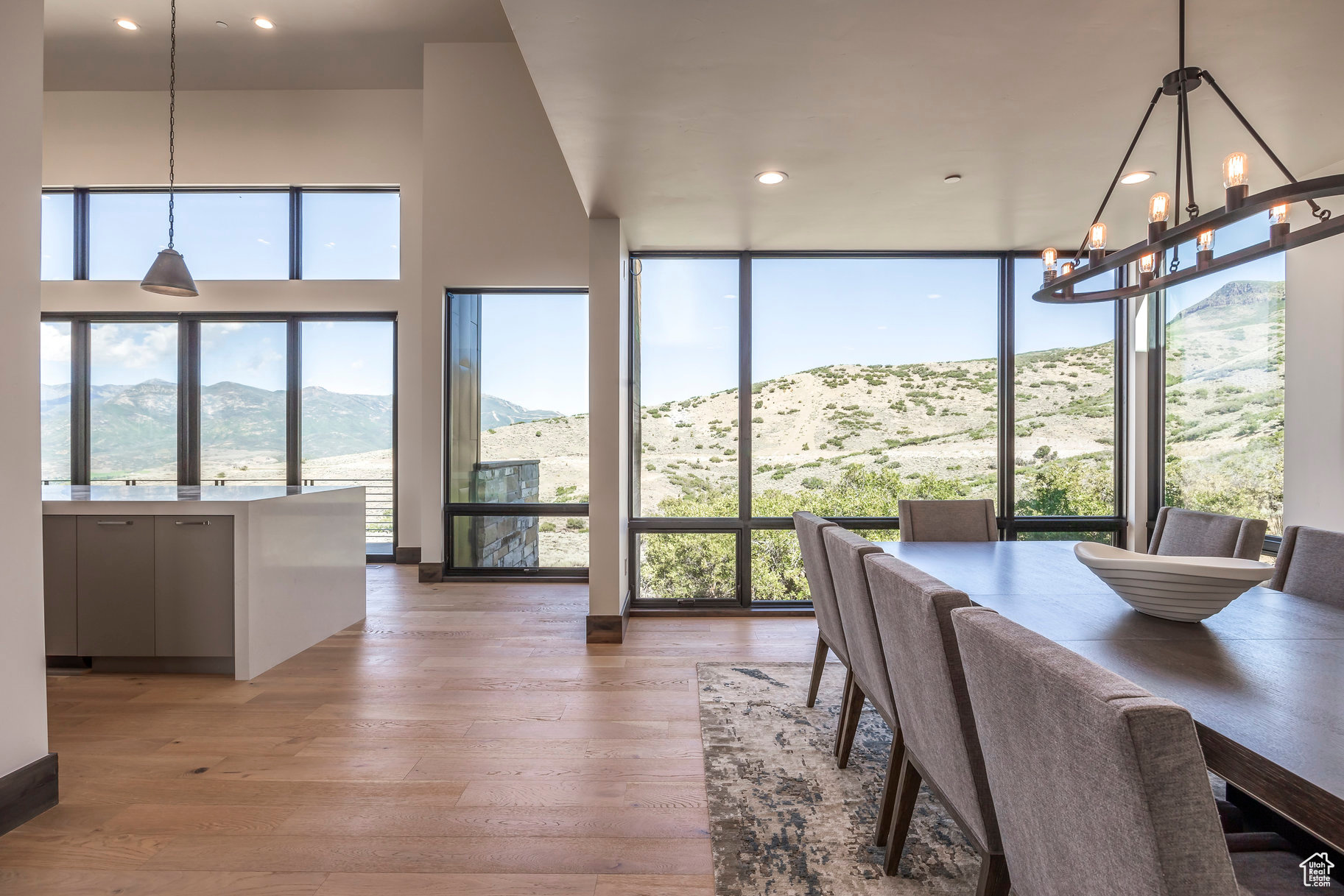 RED LEDGES - Residential