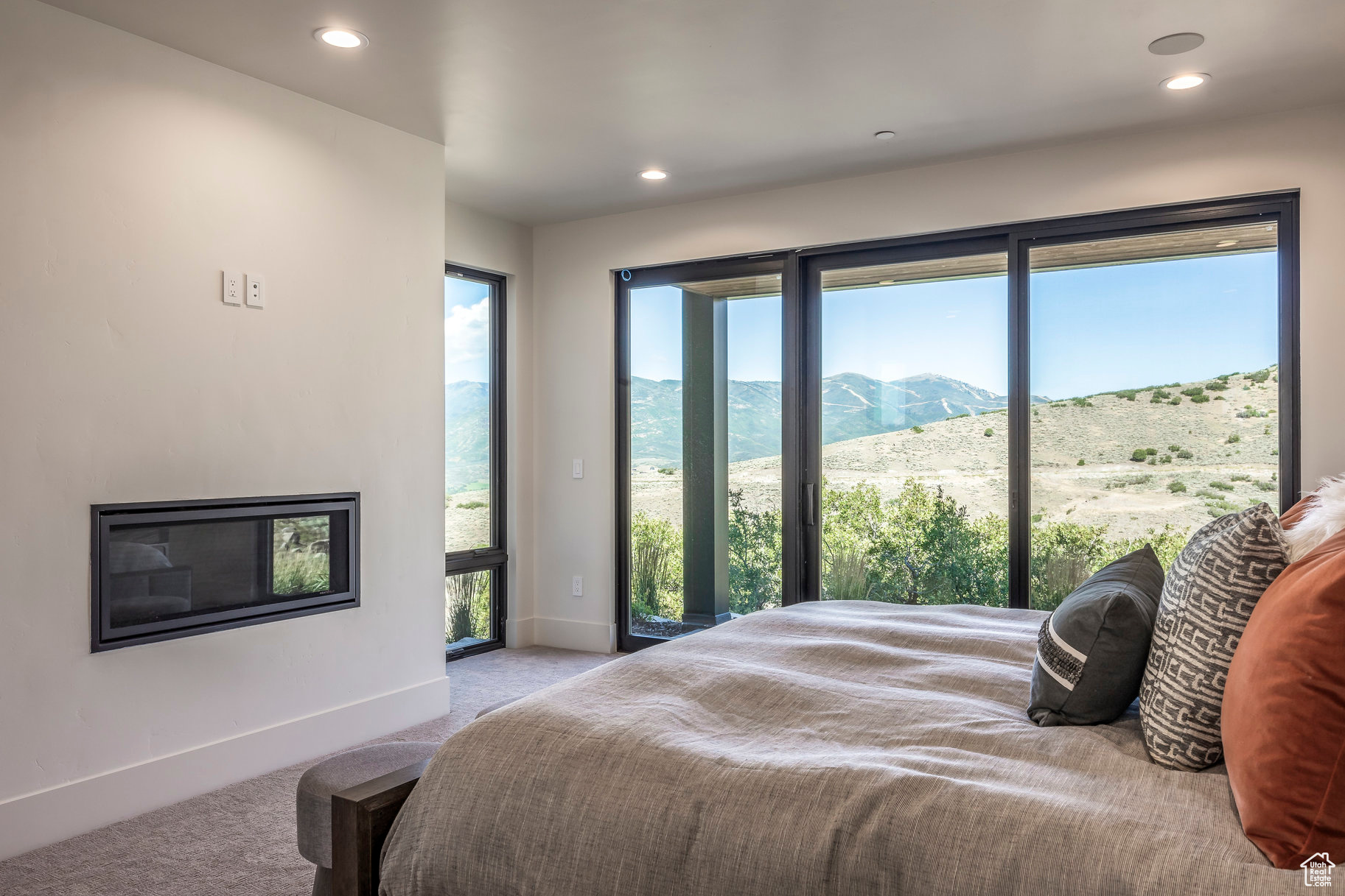 RED LEDGES - Residential