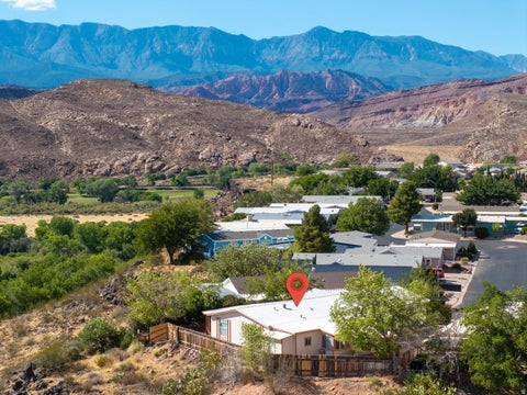 Mobile Home For Sale - 3941 W 40<br/> Hurricane, UT 84737
