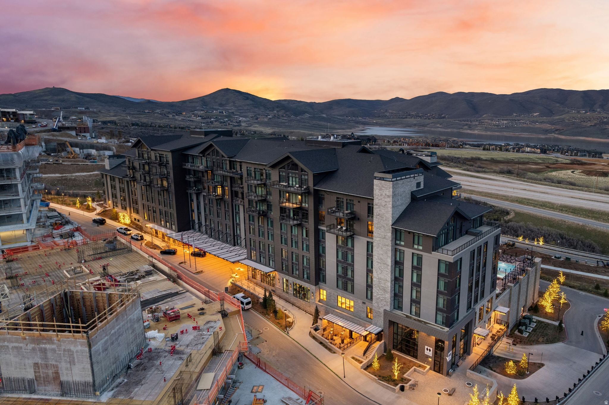 THE RESIDENCES AT GRAND HYATT DEER VALLEY - Residential