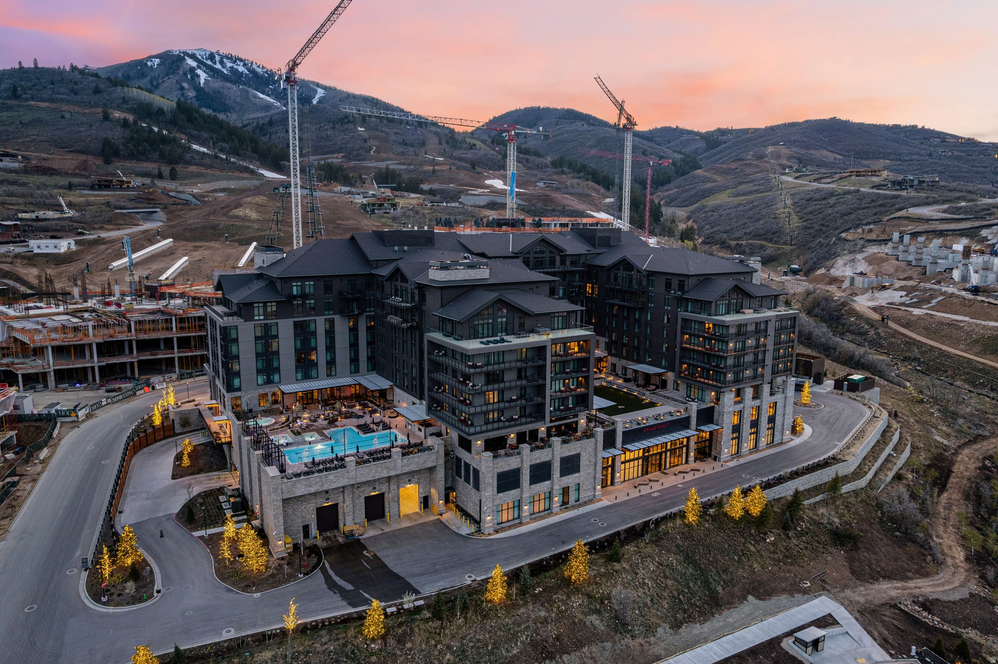 THE RESIDENCES AT GRAND HYATT DEER VALLEY - Residential