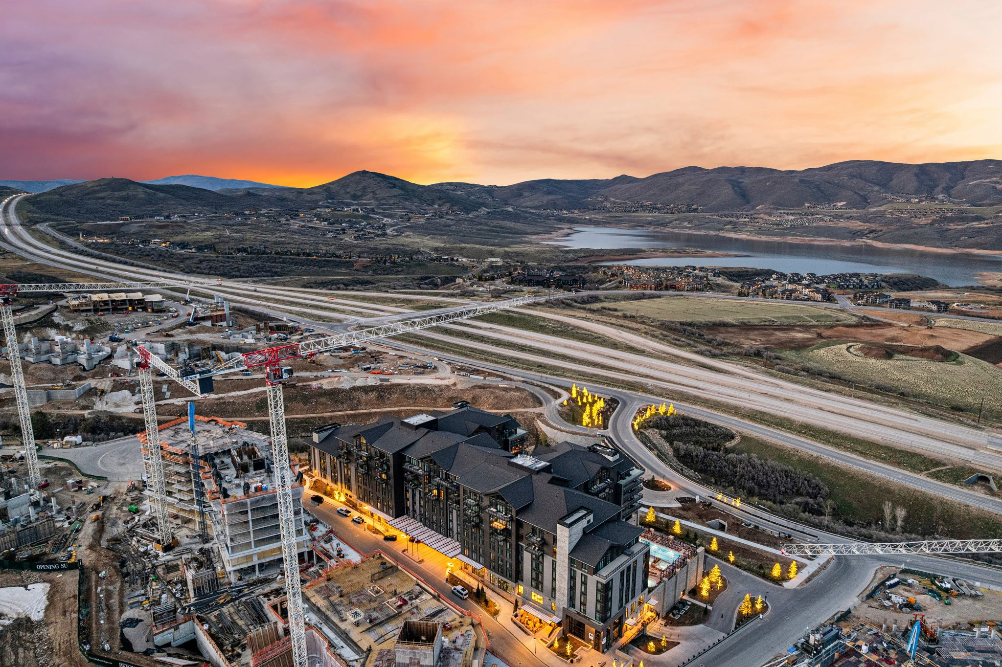 THE RESIDENCES AT GRAND HYATT DEER VALLEY - Residential