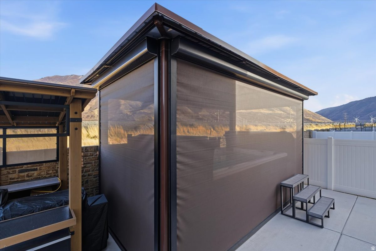 QUIET VALLEY - Residential