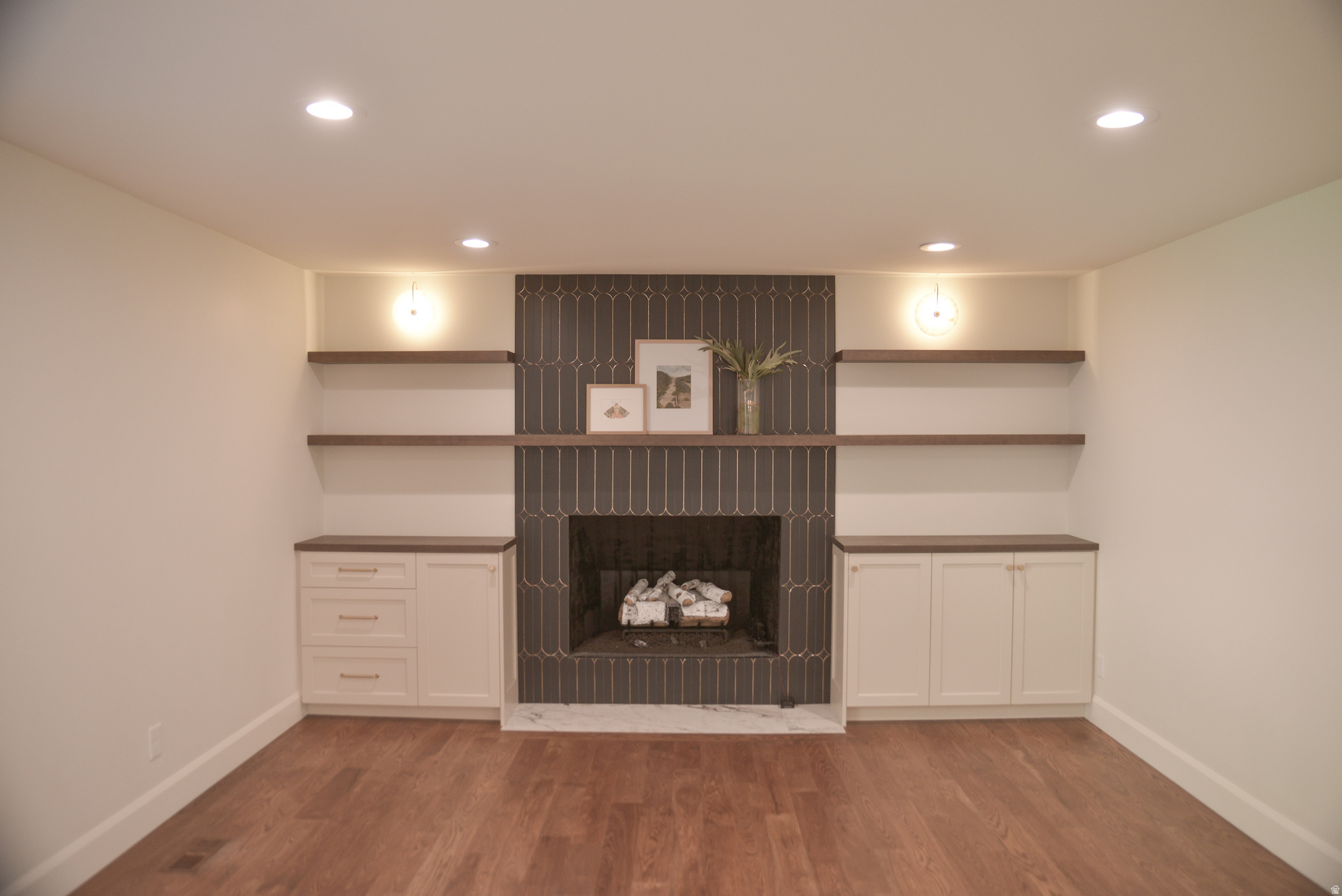 OAK CLIFF - Residential