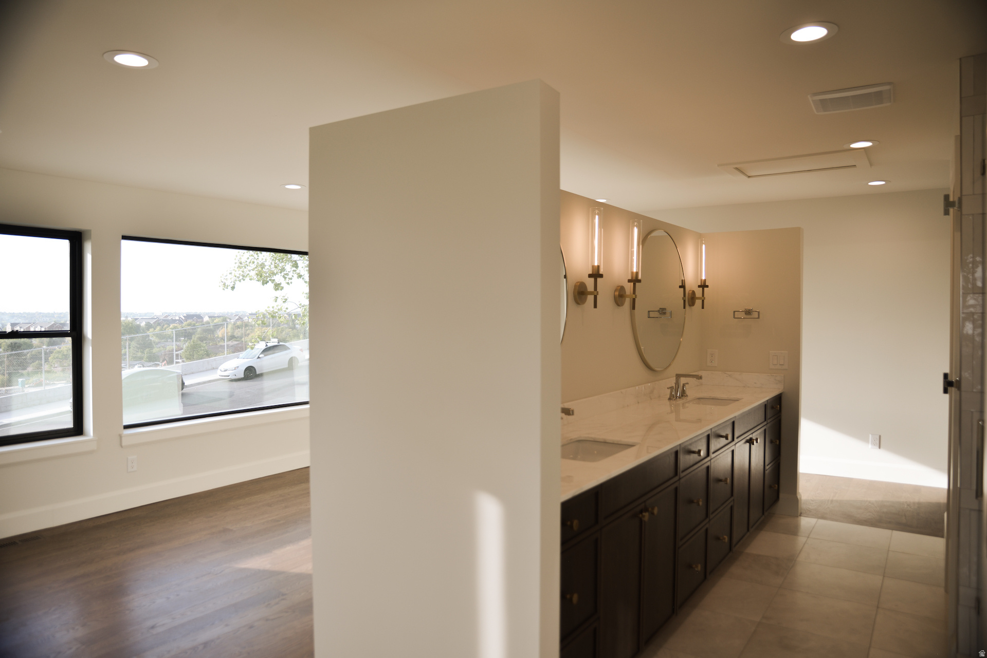 OAK CLIFF - Residential