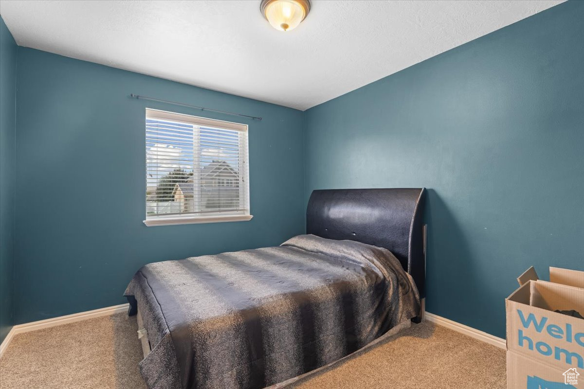 THE MAPLES AT BROOKS - Residential