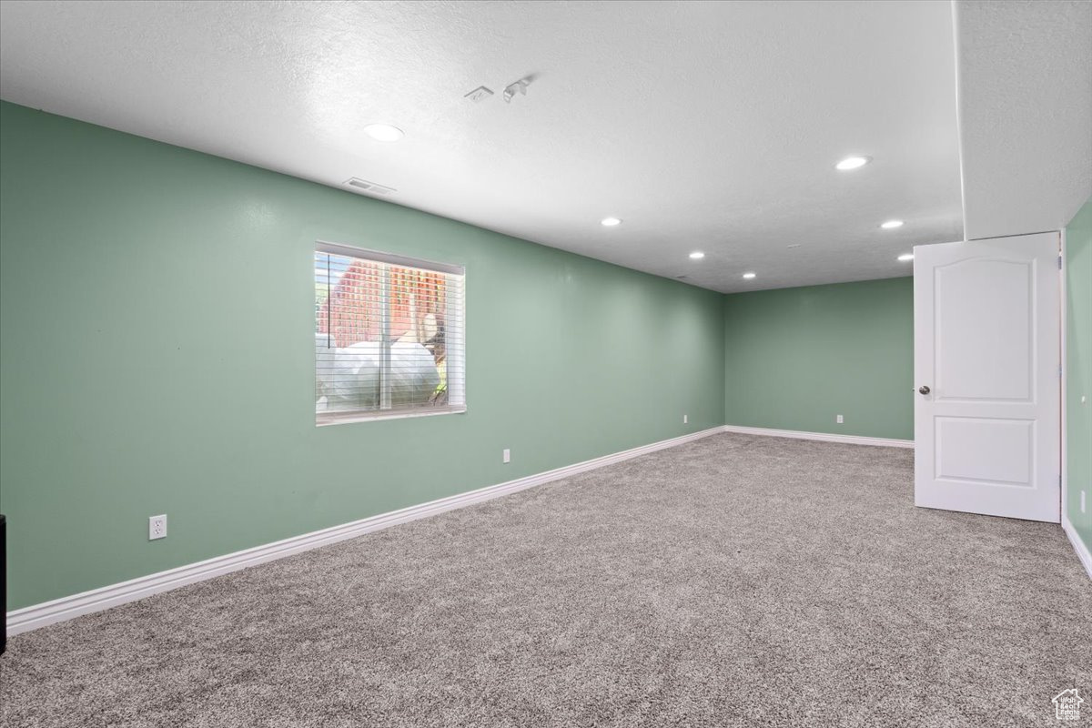 THE MAPLES AT BROOKS - Residential