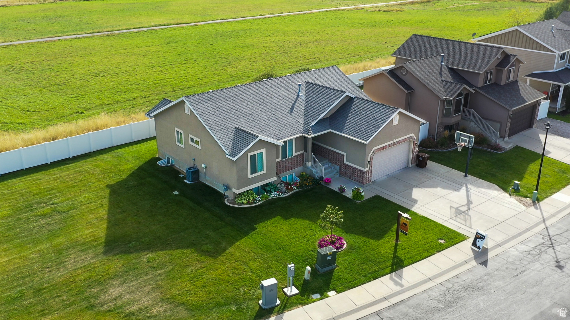 WIILOW BROOK VILLAGE - Residential