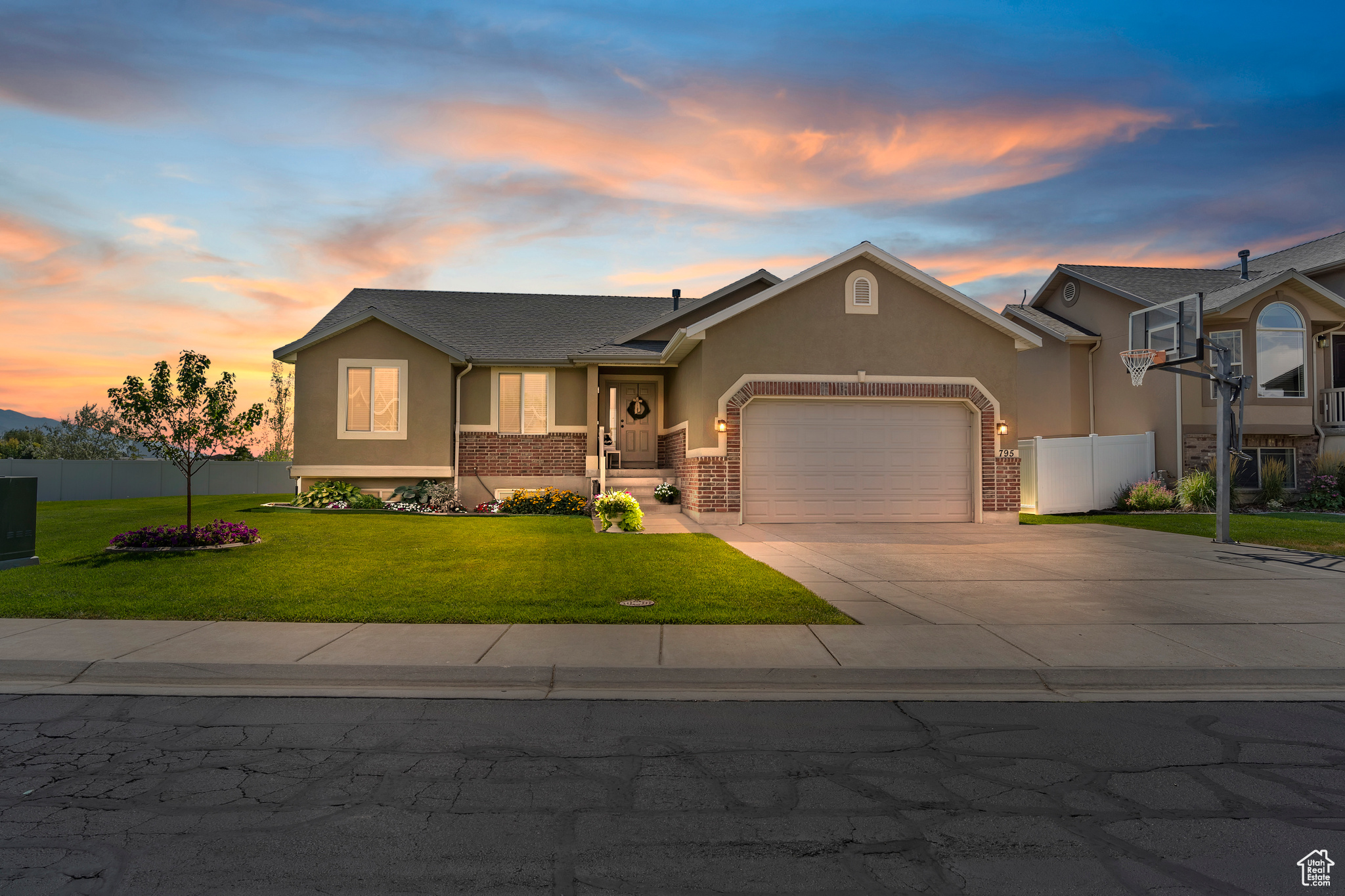 WIILOW BROOK VILLAGE - Residential