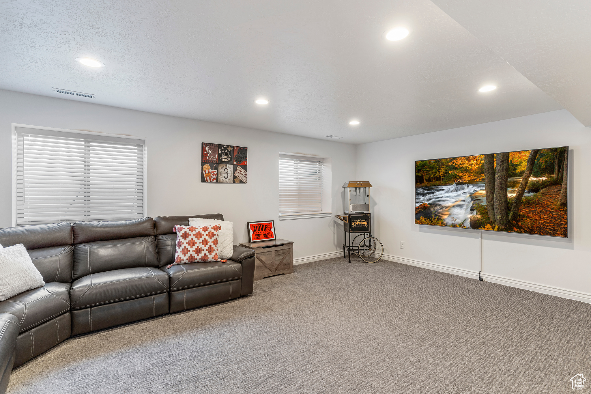 WIILOW BROOK VILLAGE - Residential