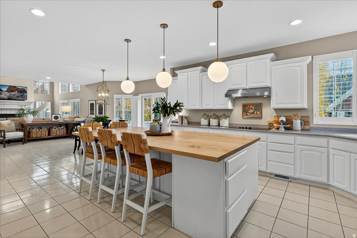 BELLA VISTA - Residential