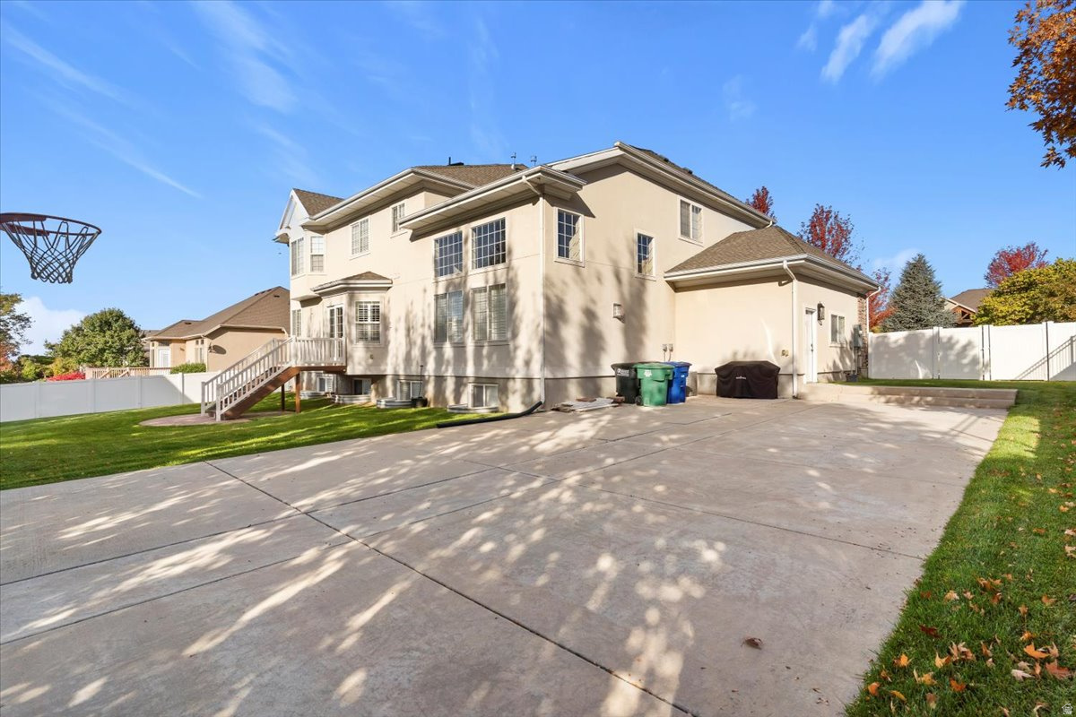 BELLA VISTA - Residential