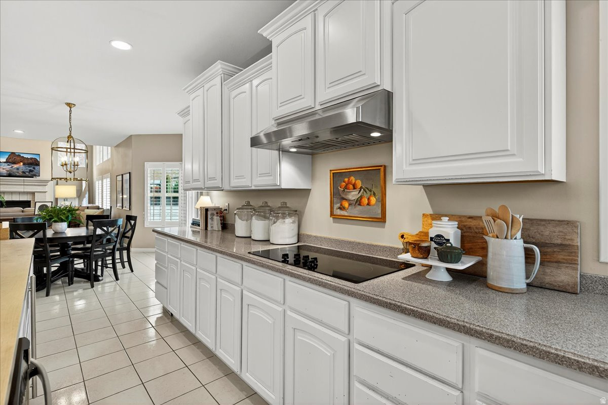 BELLA VISTA - Residential