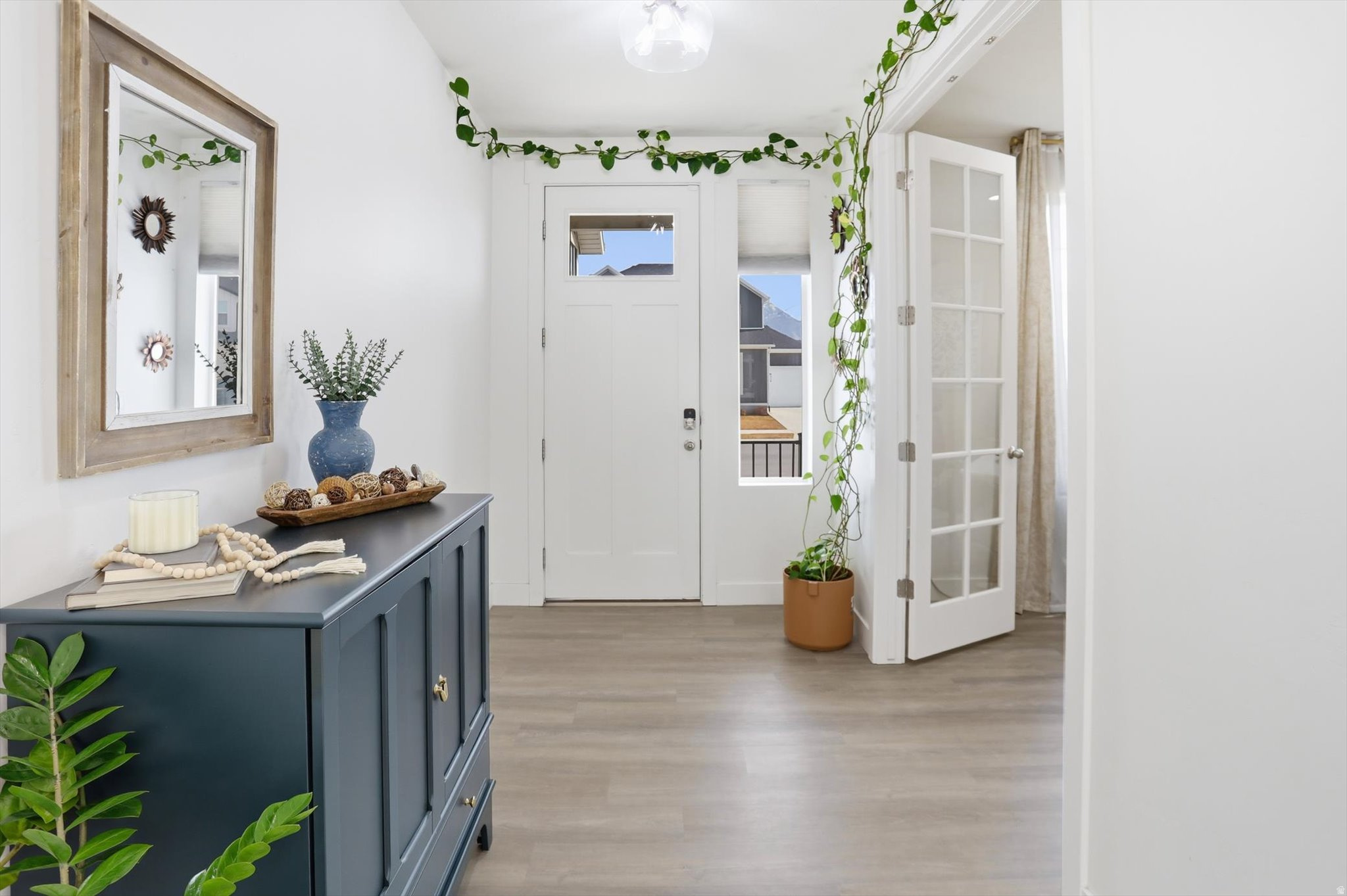 THE HAMPTONS - Residential