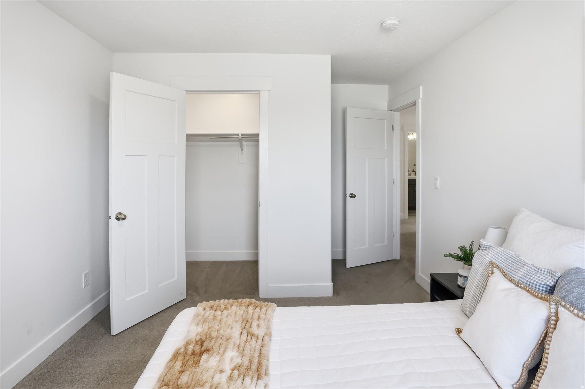 THE HAMPTONS - Residential