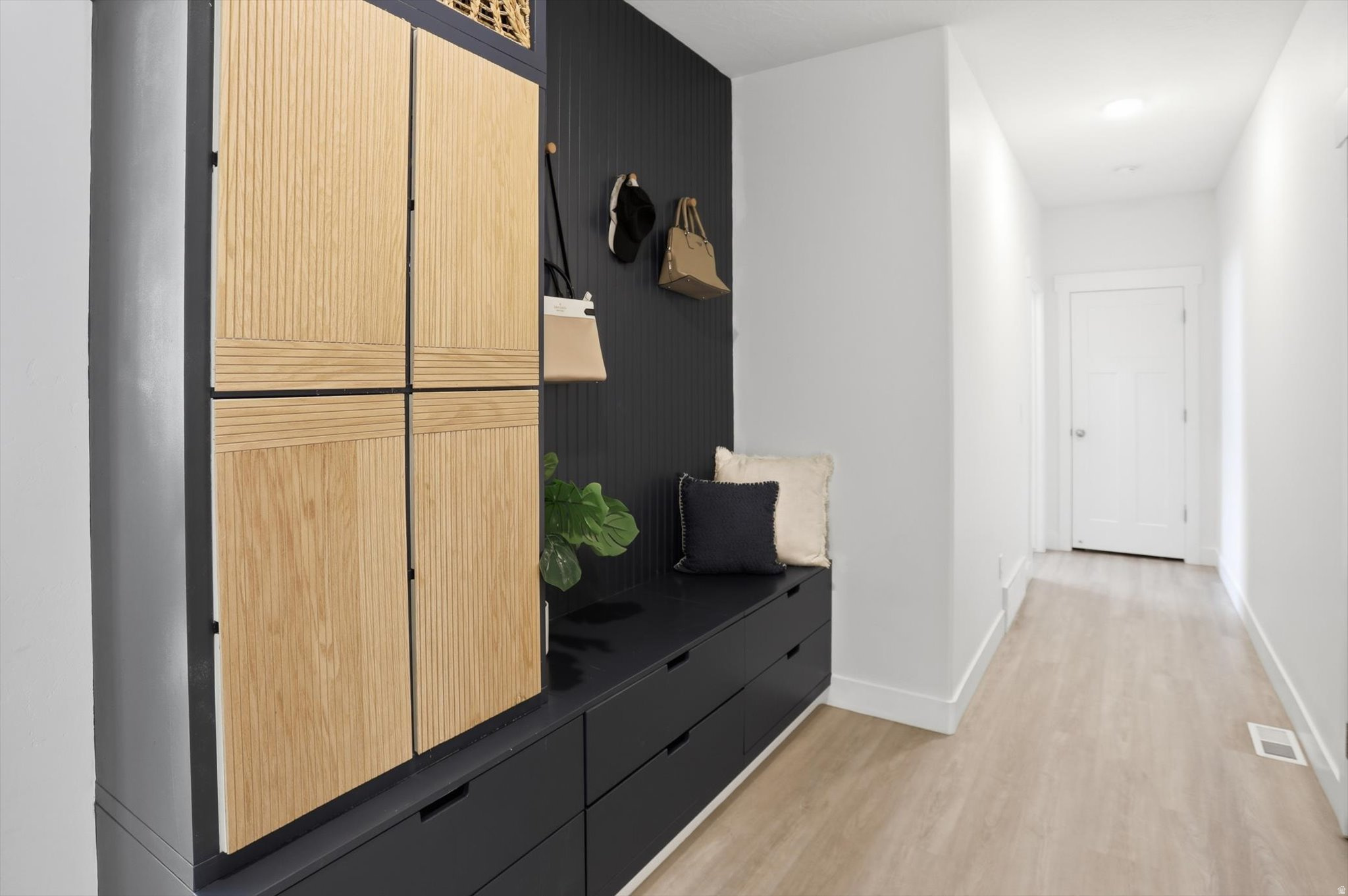 THE HAMPTONS - Residential