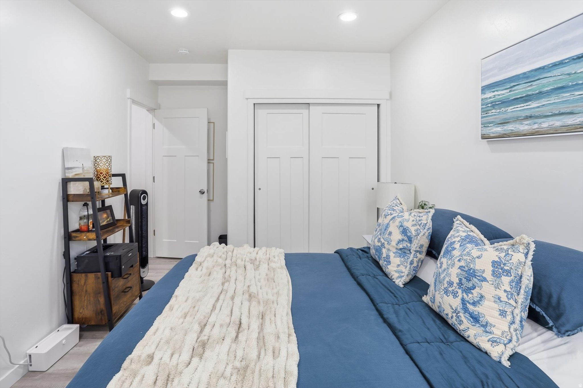 THE HAMPTONS - Residential