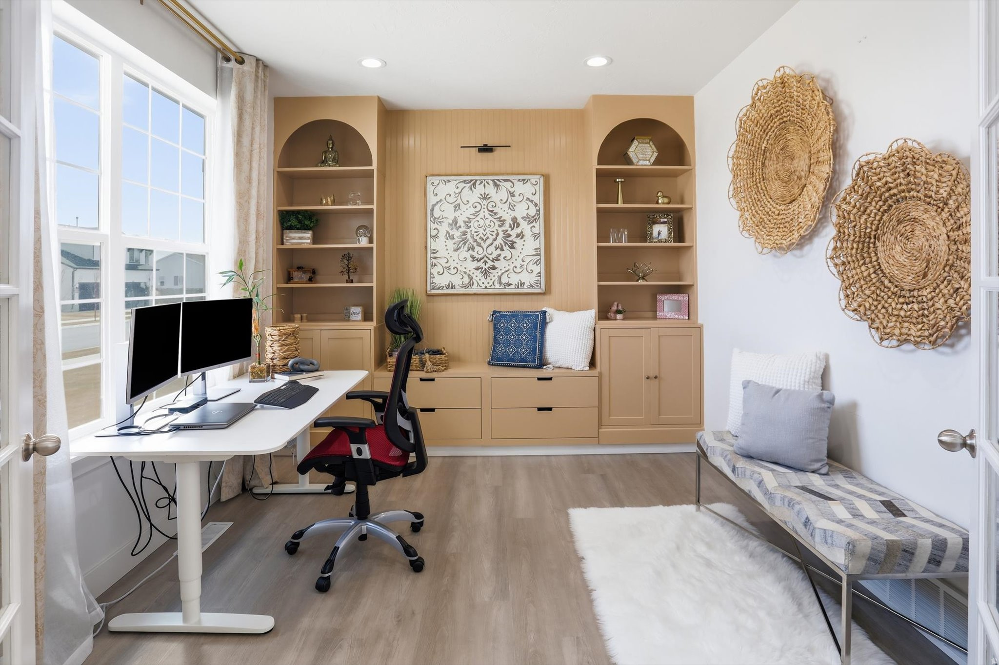 THE HAMPTONS - Residential