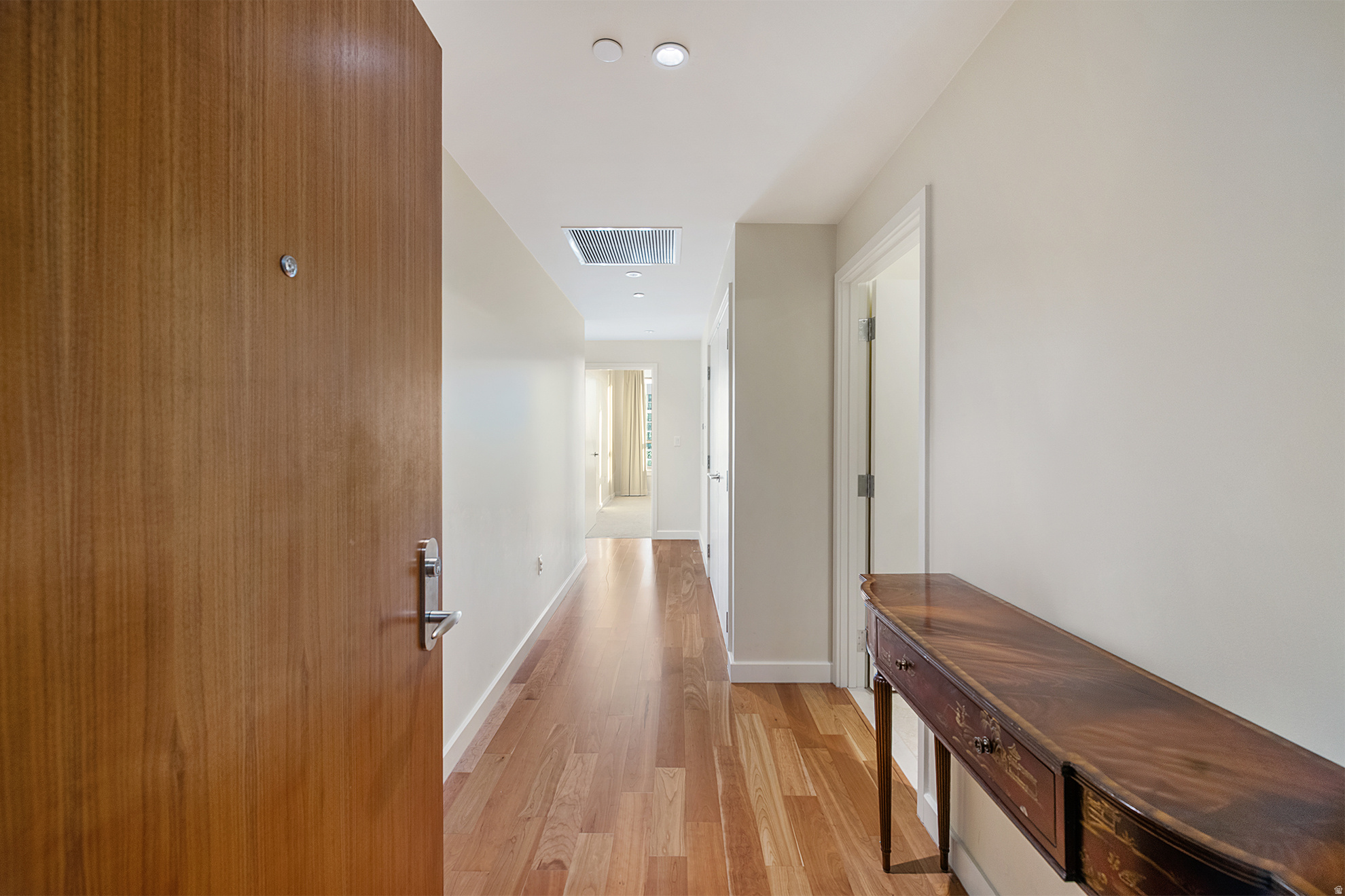 99 W SOUTH TEMPLE ST S 902