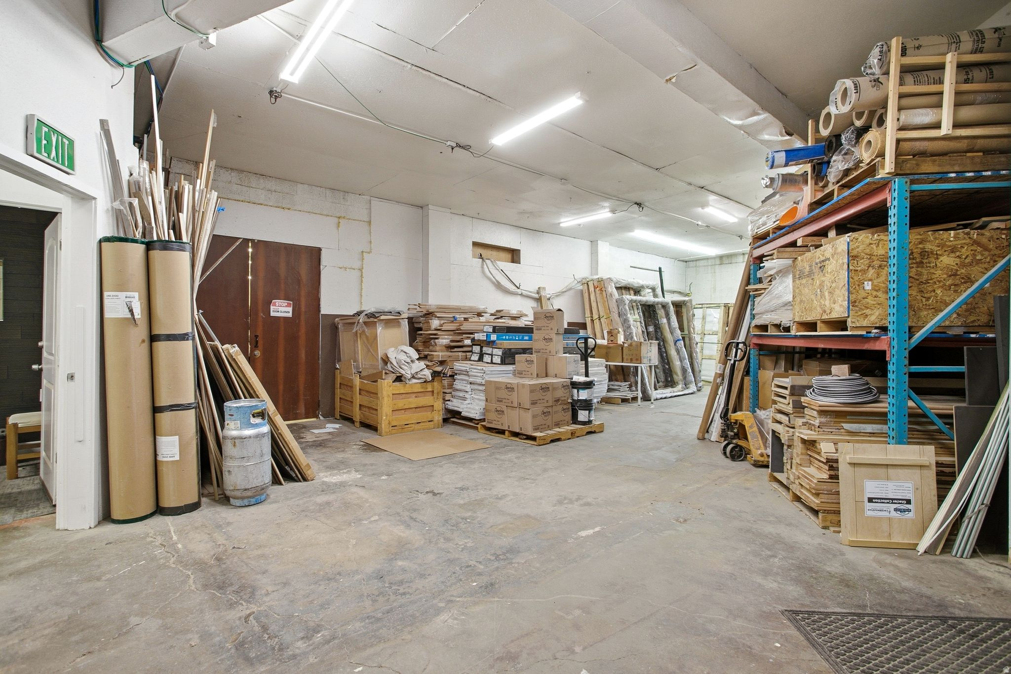 BECK - Commercial Sale