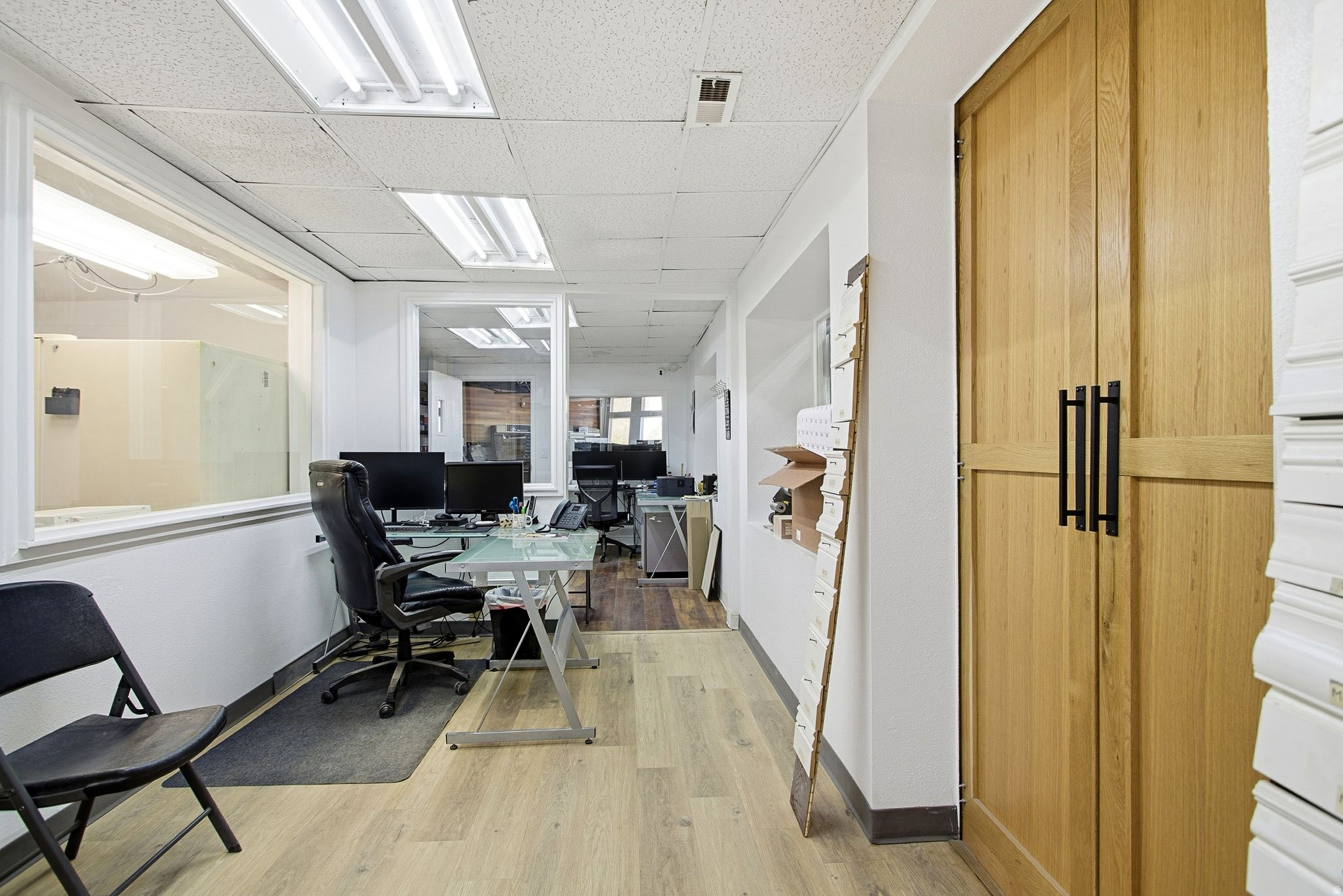 BECK - Commercial Sale