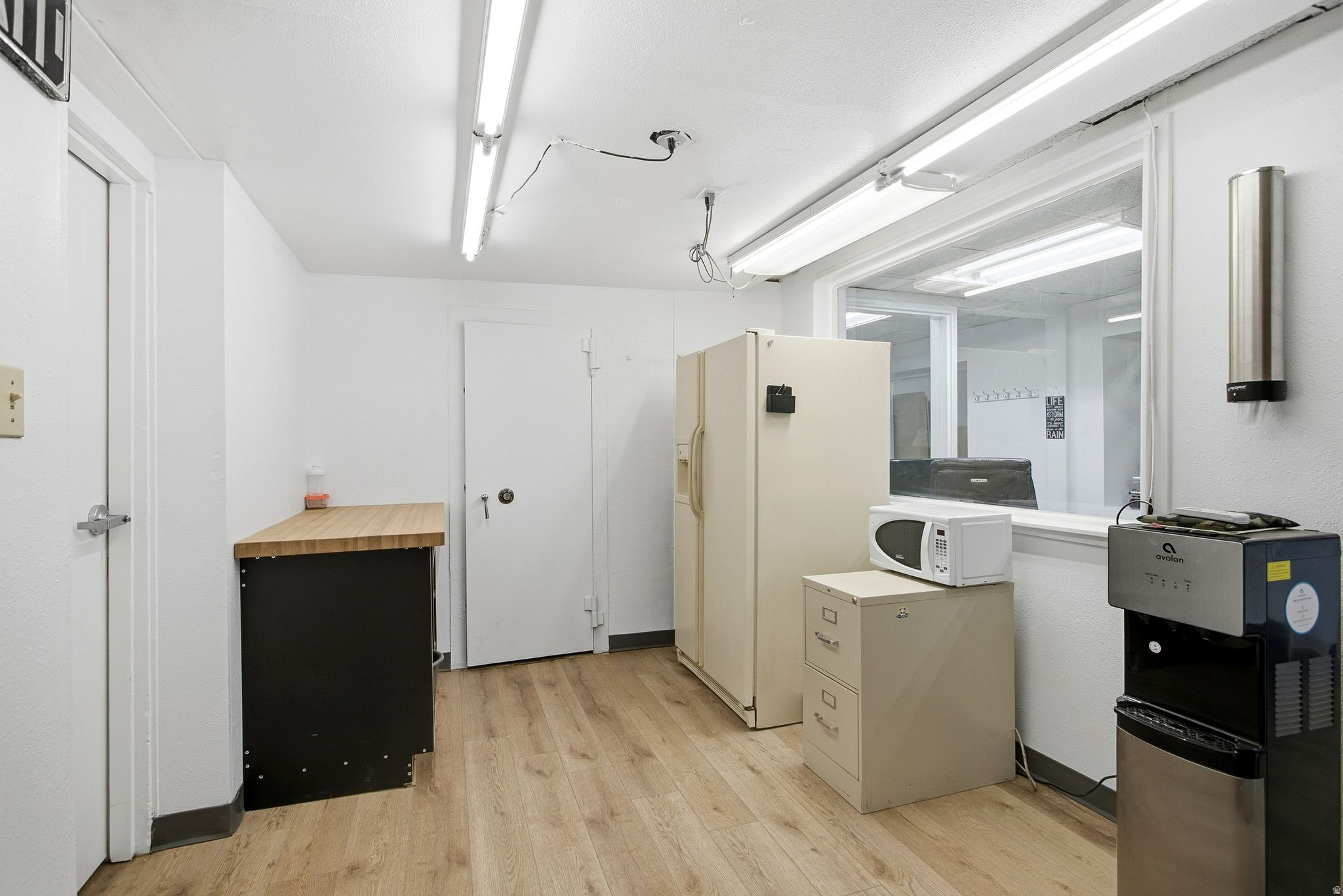 BECK - Commercial Sale