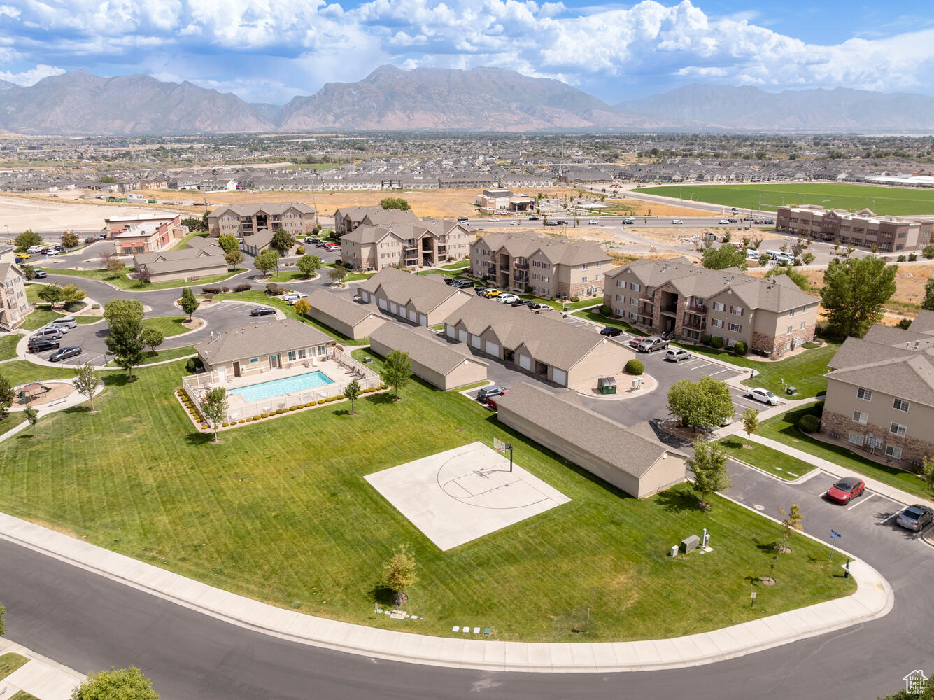 HILLCREST CONDO - Residential