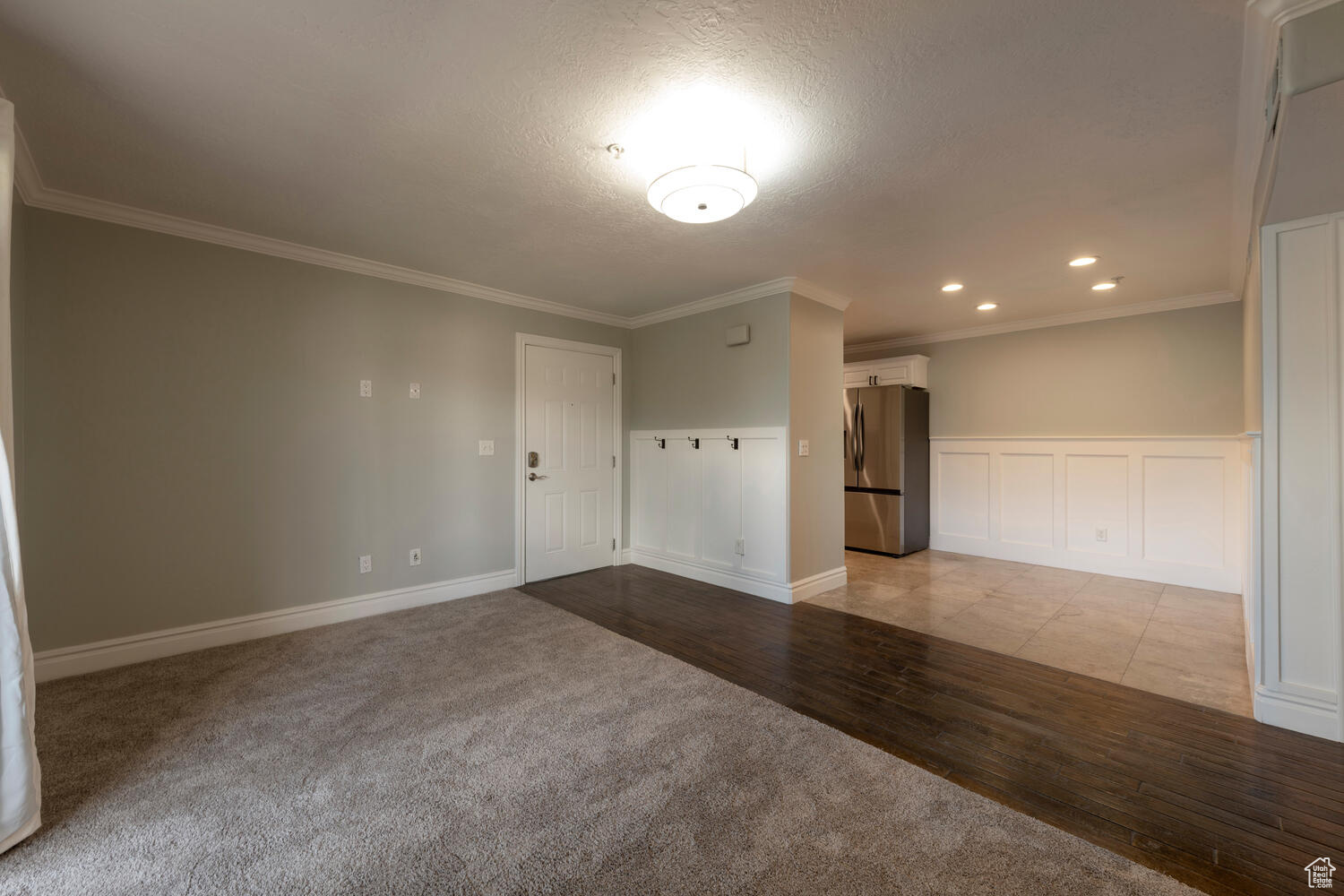 HILLCREST CONDO - Residential