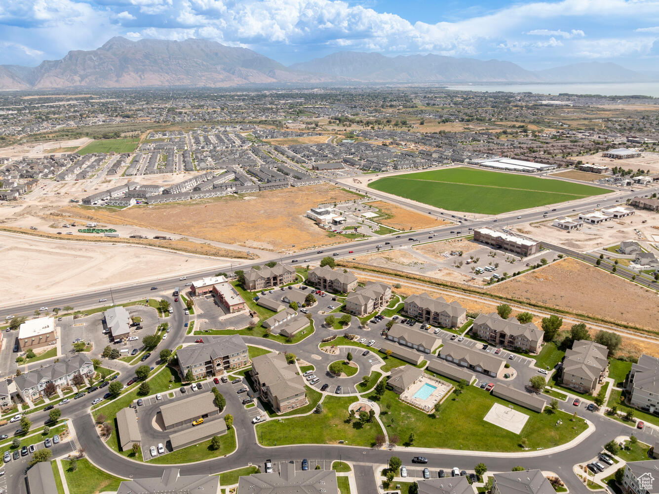 HILLCREST CONDO - Residential
